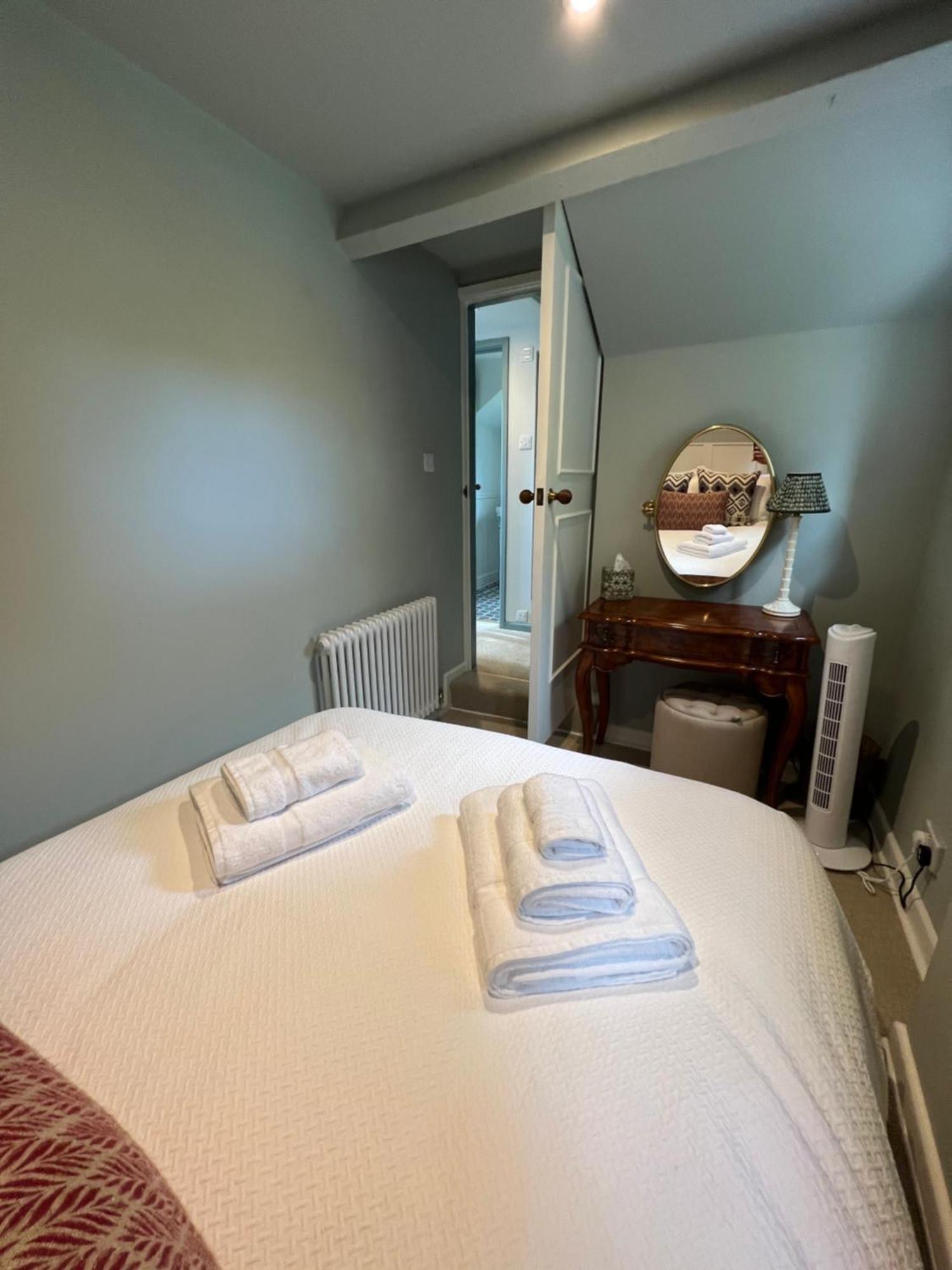 Luxury Cottage With Garden Bredon Екстериор снимка